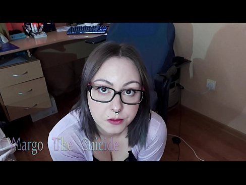 ❤️ Noia sexy amb ulleres xucla un consolador profundament davant la càmera ❤❌ Súper porno a nosaltres ca.chancel.top ﹏